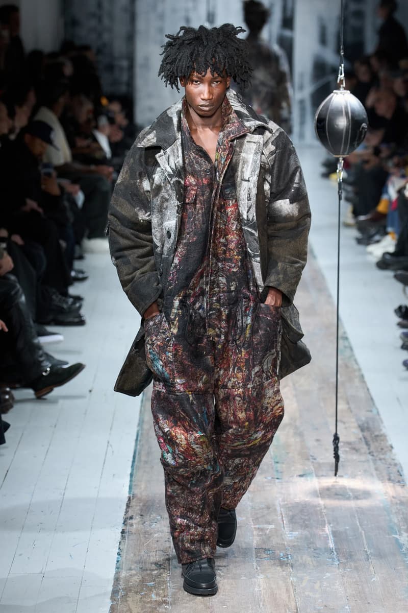 Yohji Yamamoto Fall/Winter 2026 Paris Fashion Week Runway Collection