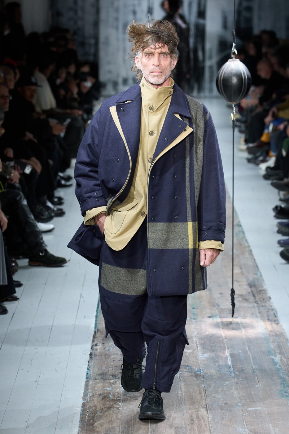 Yohji Yamamoto Fall/Winter 2026 Paris Fashion Week Runway Collection