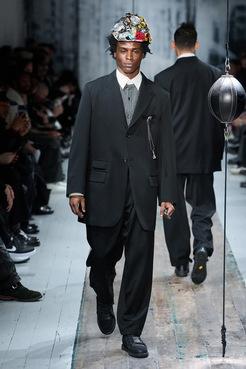 Yohji Yamamoto Fall/Winter 2026 Paris Fashion Week Runway Collection