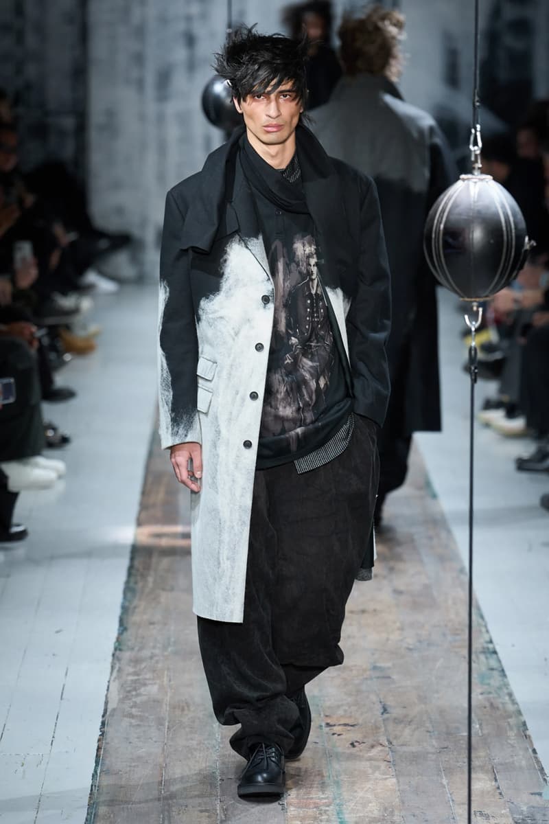 Yohji Yamamoto Fall/Winter 2026 Paris Fashion Week Runway Collection