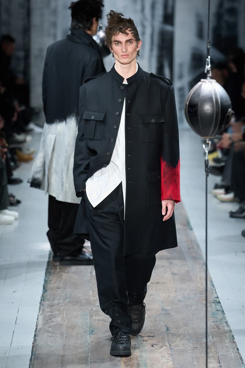 Yohji Yamamoto Fall/Winter 2026 Paris Fashion Week Runway Collection