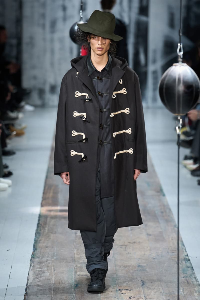 Yohji Yamamoto Fall/Winter 2026 Paris Fashion Week Runway Collection