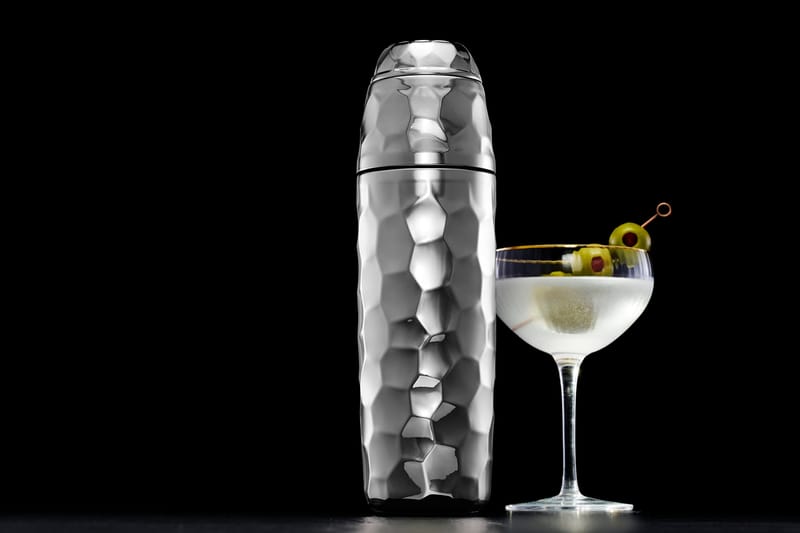 Skip Dinner Reservations With HexClad’s Valentine’s Day Gift Guide