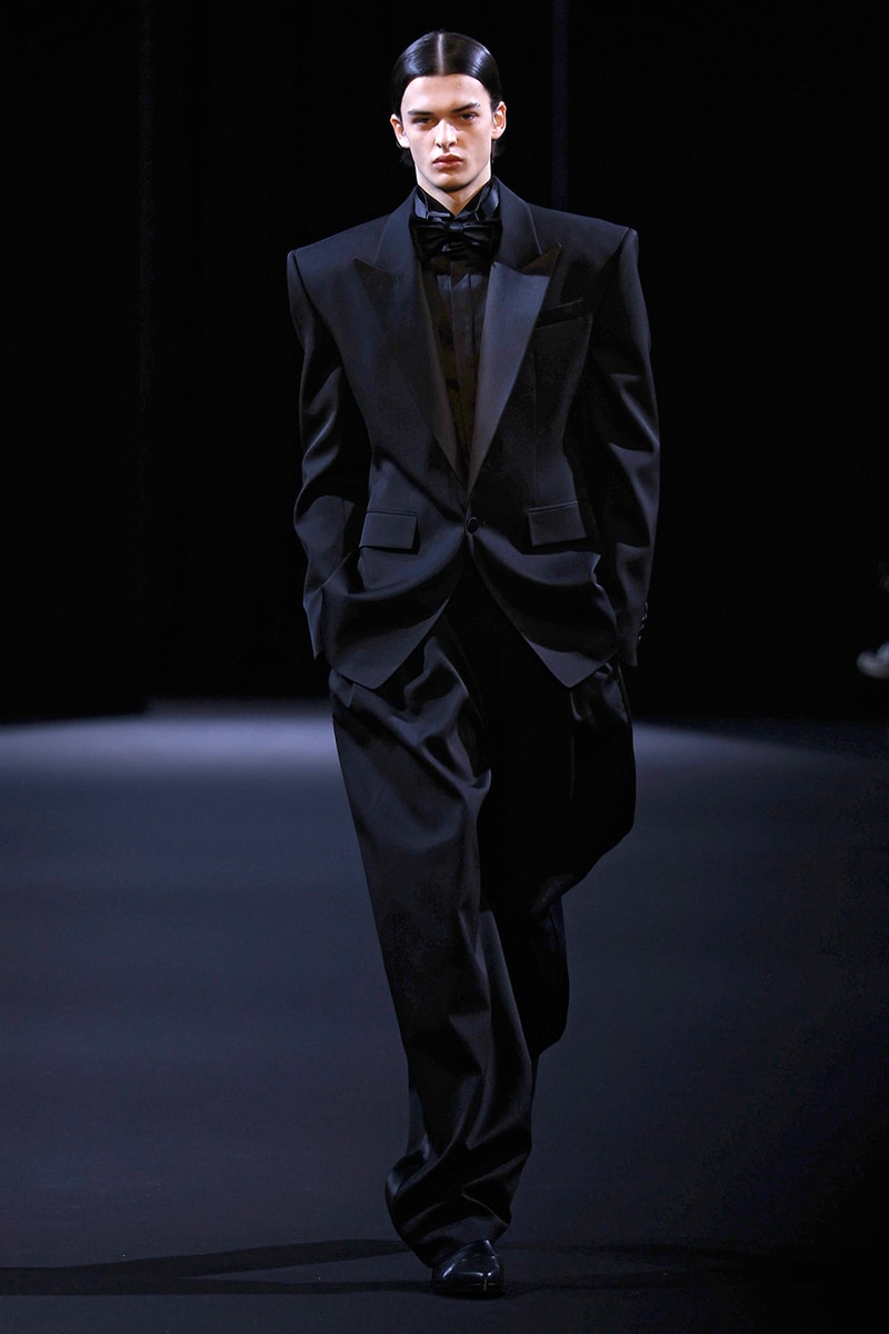 JUUN.J Fall/Winter 2026 Paris Fashion Week Runway Collection Alpinestars RSRV