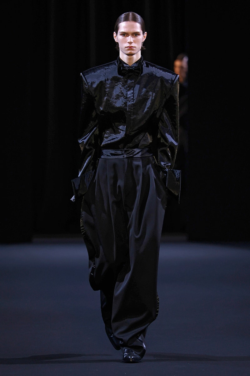 JUUN.J Fall/Winter 2026 Paris Fashion Week Runway Collection Alpinestars RSRV