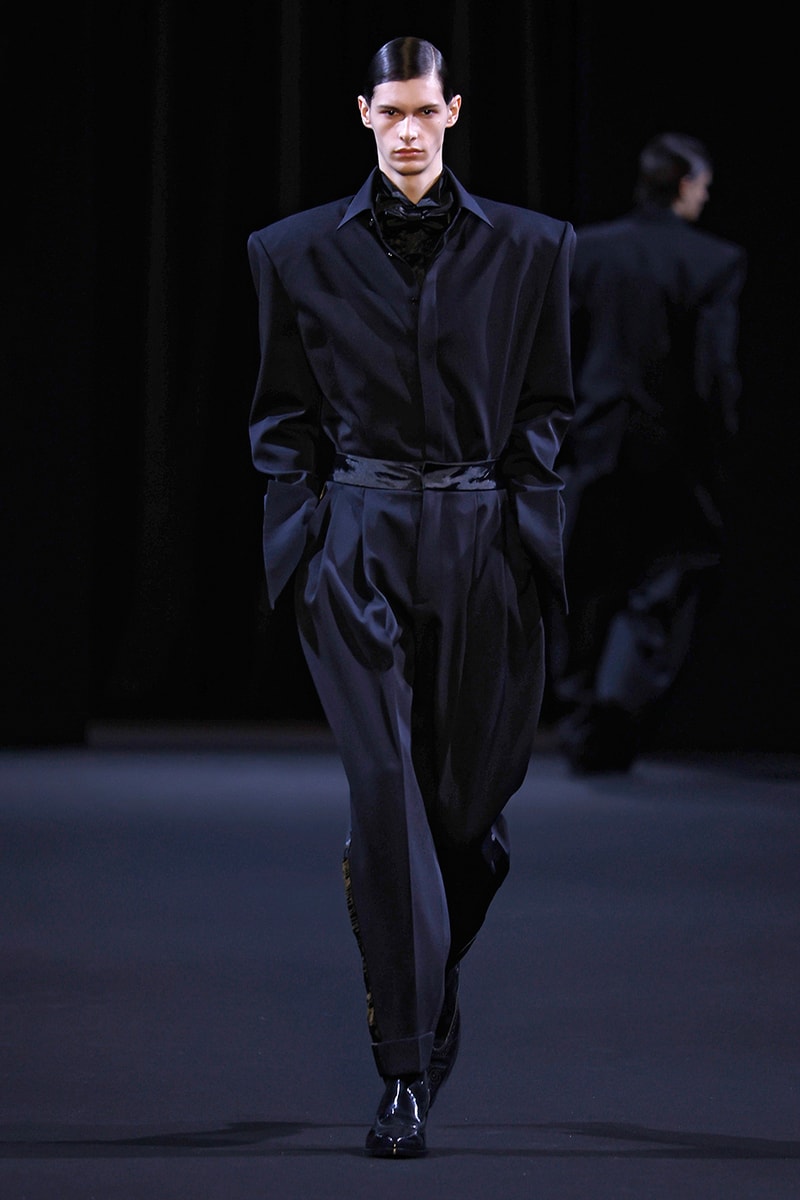 JUUN.J Fall/Winter 2026 Paris Fashion Week Runway Collection Alpinestars RSRV