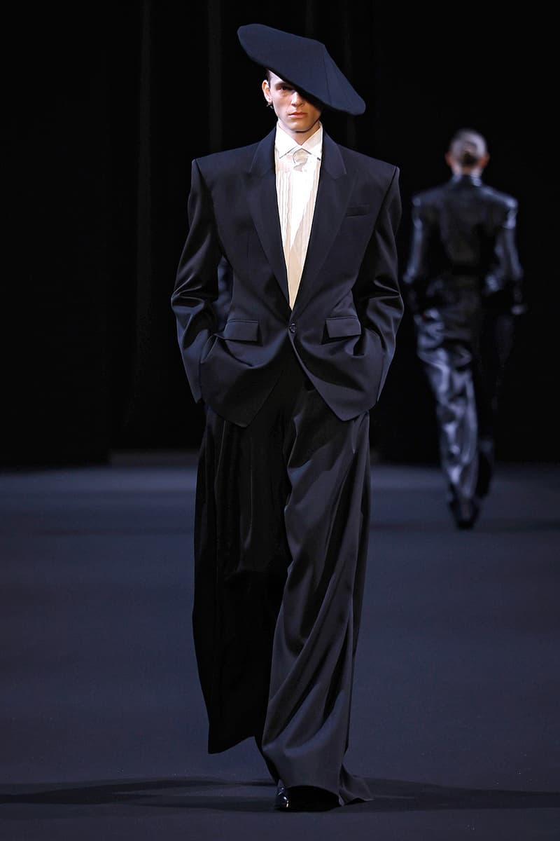 JUUN.J Fall/Winter 2026 Paris Fashion Week Runway Collection Alpinestars RSRV