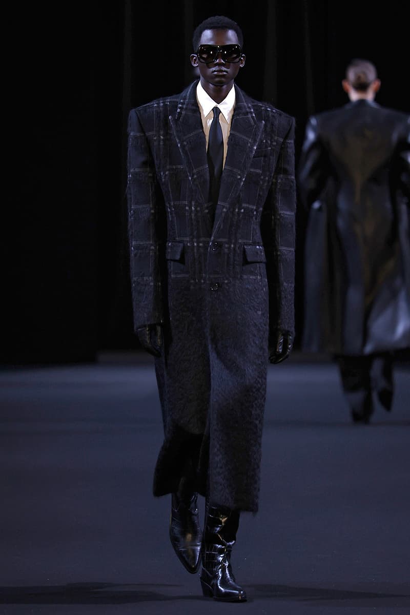 JUUN.J Fall/Winter 2026 Paris Fashion Week Runway Collection Alpinestars RSRV