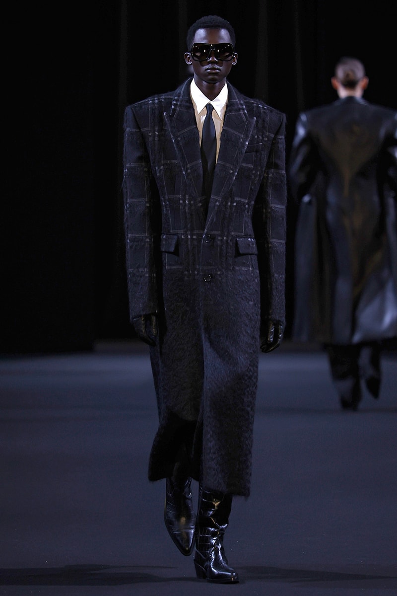 JUUN.J Fall/Winter 2026 Paris Fashion Week Runway Collection Alpinestars RSRV