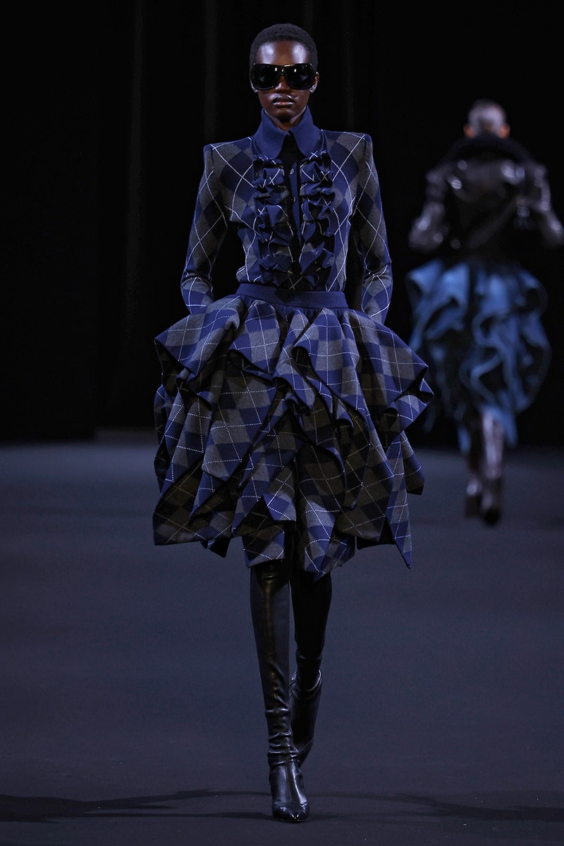 JUUN.J Fall/Winter 2026 Paris Fashion Week Runway Collection Alpinestars RSRV