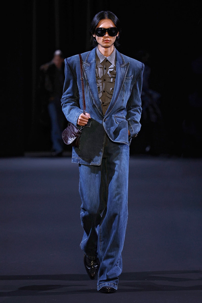 JUUN.J Fall/Winter 2026 Paris Fashion Week Runway Collection Alpinestars RSRV