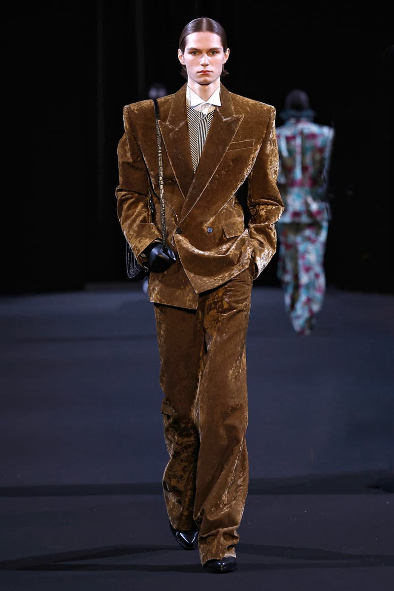 JUUN.J Fall/Winter 2026 Paris Fashion Week Runway Collection Alpinestars RSRV