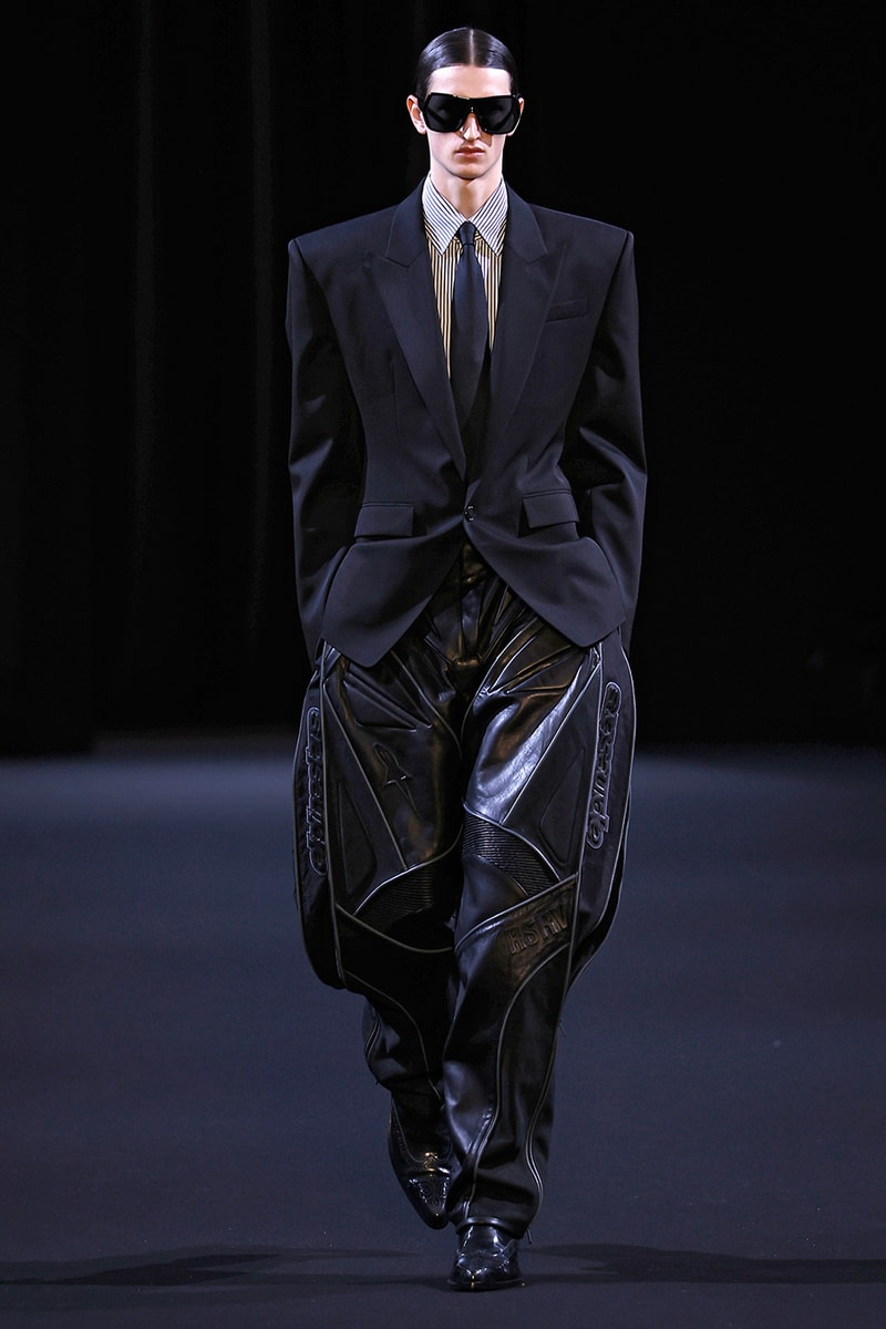 JUUN.J Fall/Winter 2026 Paris Fashion Week Runway Collection Alpinestars RSRV