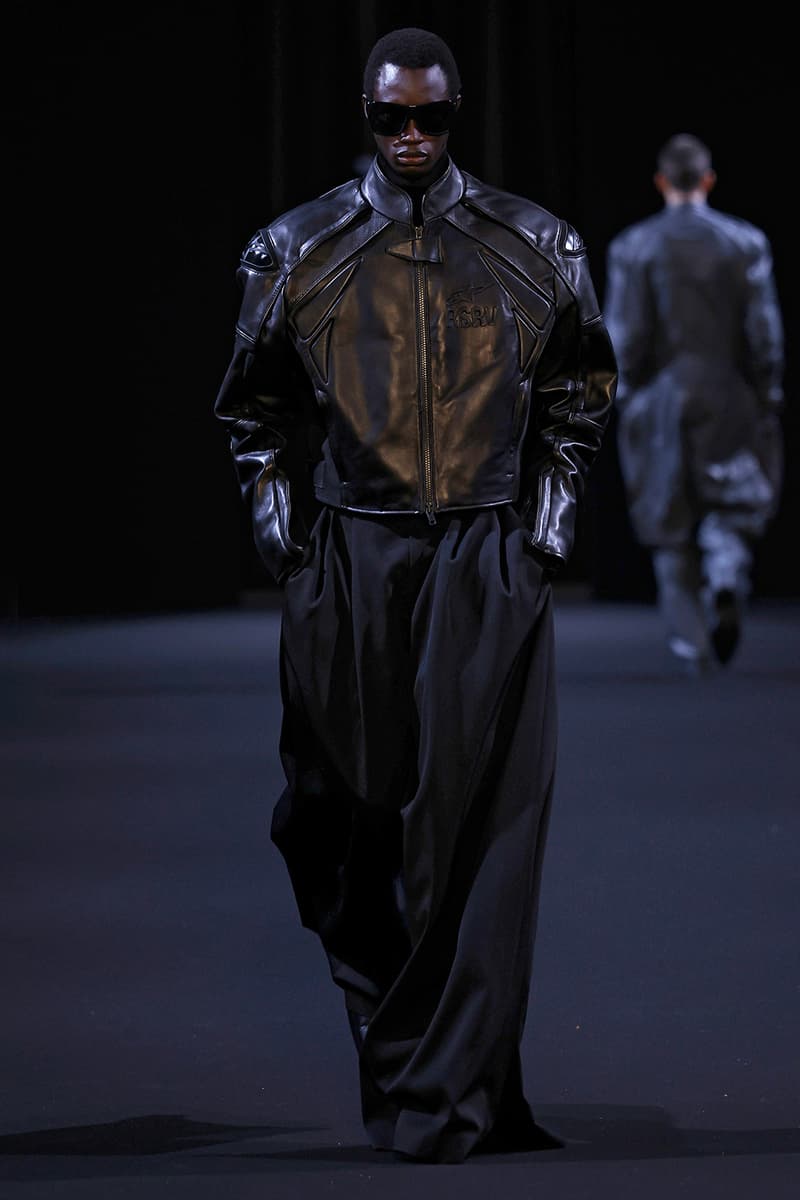 JUUN.J Fall/Winter 2026 Paris Fashion Week Runway Collection Alpinestars RSRV