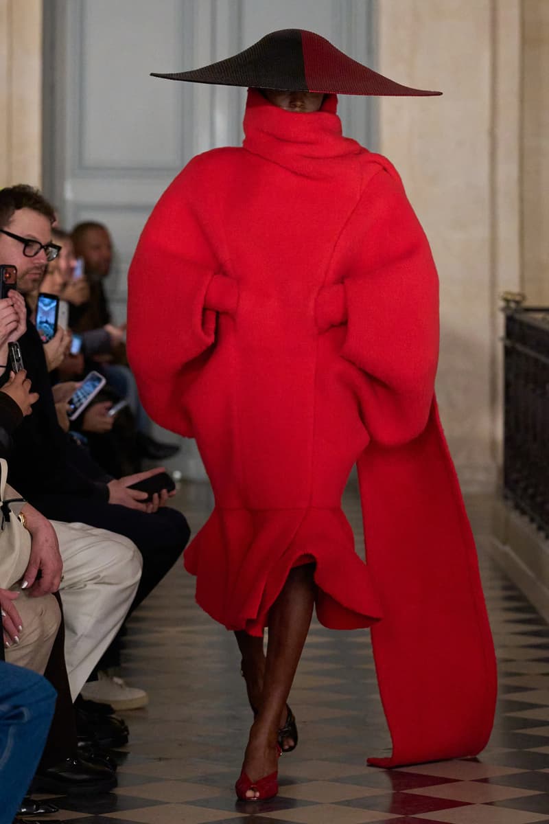 Jacquemus Fall/Winter 2026 Collection Paris Fashion Week Runway Maison Février Maison Lemarié