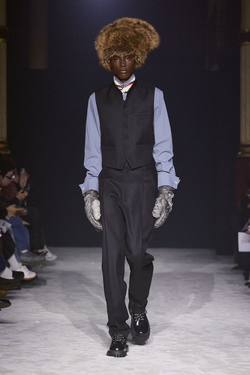 WOOYOUNGMI FW26 Explores the Golden Age of Travel fall winter 2026 Paris Fashion Week Collection runway seoul korean brand