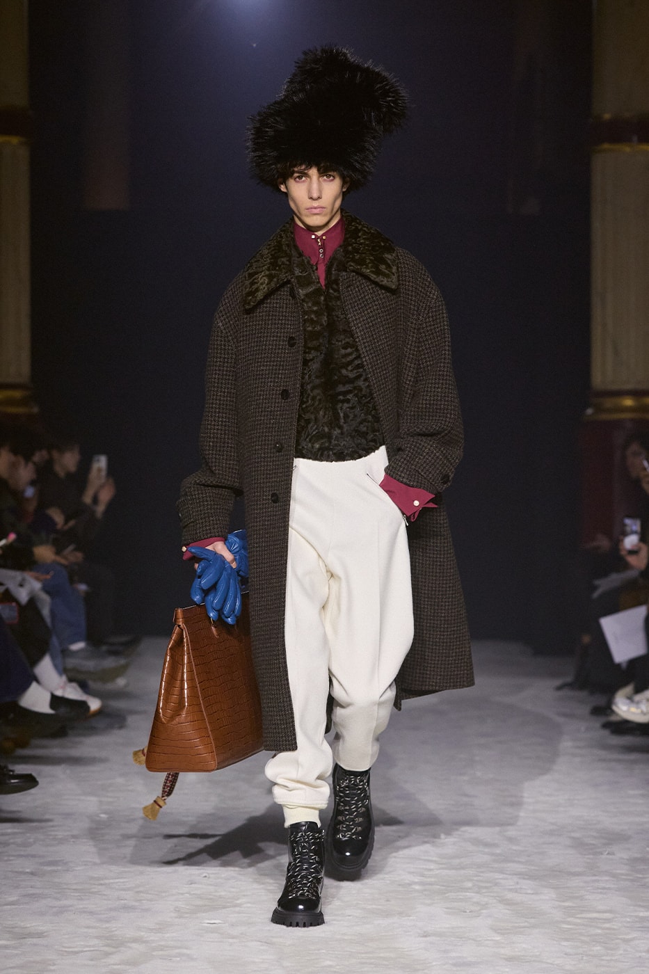 WOOYOUNGMI FW26 Explores the Golden Age of Travel fall winter 2026 Paris Fashion Week Collection runway seoul korean brand