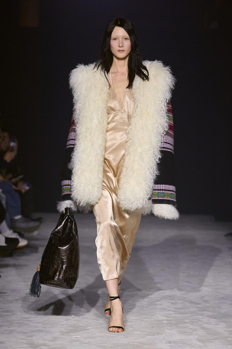 WOOYOUNGMI FW26 Explores the Golden Age of Travel fall winter 2026 Paris Fashion Week Collection runway seoul korean brand