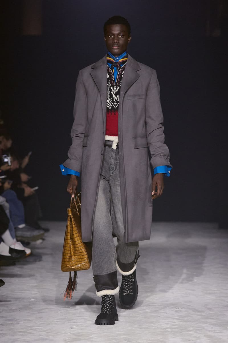 WOOYOUNGMI FW26 Explores the Golden Age of Travel fall winter 2026 Paris Fashion Week Collection runway seoul korean brand