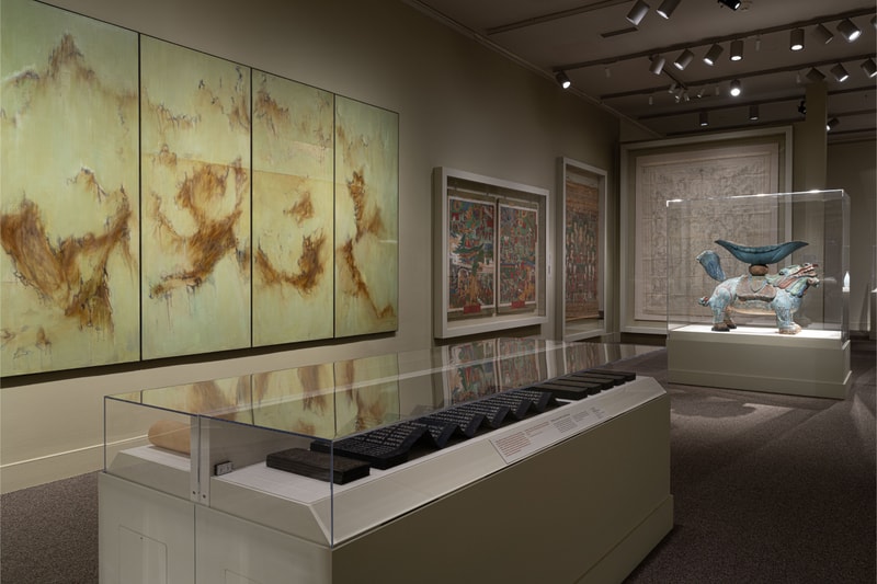 Smithsonian 'Korean Treasures' with Audrey Nuna Art Artworks Exhibition