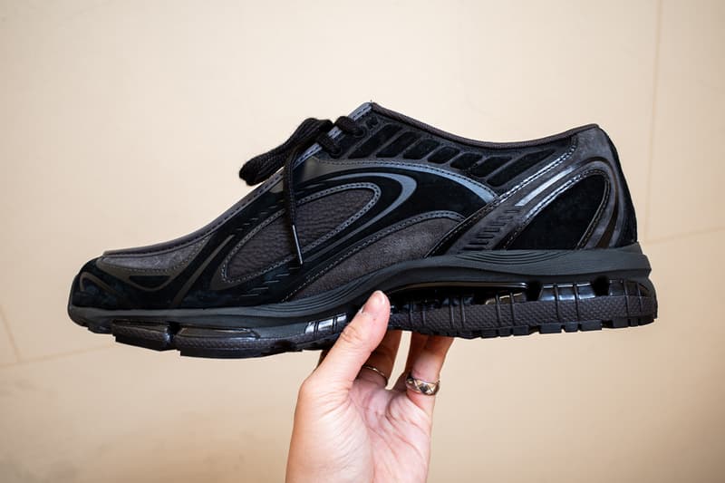 Comme des Garçons HOMME x New Balance U1890A Closer Look paris fashion week fw26 fall winter 2026 black charcoal orange beige