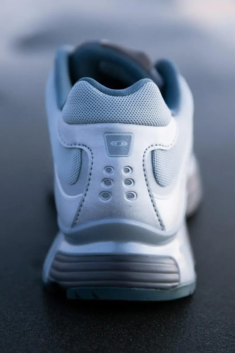 URBAN RESEARCH Salomon XT-WHISPER “FTW Silver” Info
