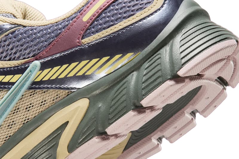 A Ma Maniére Nike V5 RNR “Light Carbon” IU3431-001 Official Images