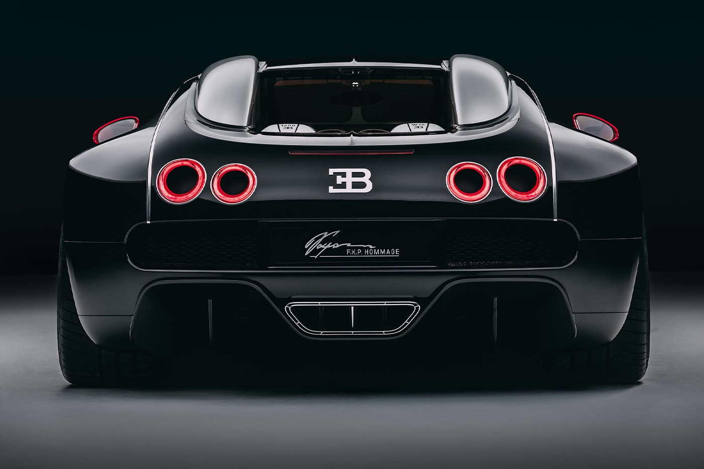The Bugatti F.K.P. Hommage Honors the Veyron's 20-Year Legacy With Bespoke Audemars Piguet Dash Clock veyron sport 