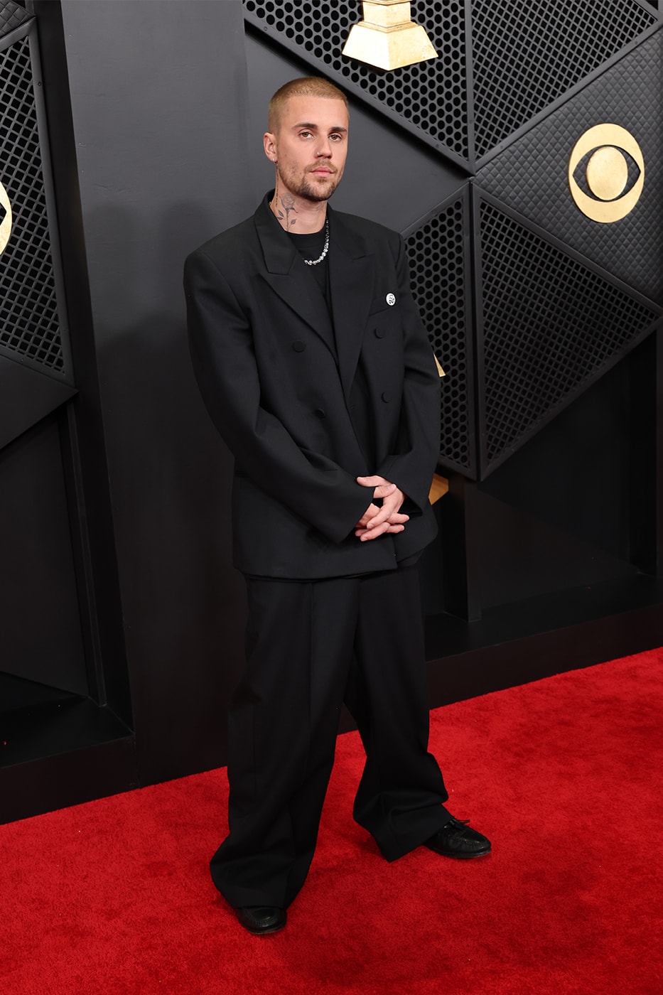 Justin Bieber 2026 Grammy Awards Balenciaga Suit Shirtless SKYLRK BOXERS Yukon performance 