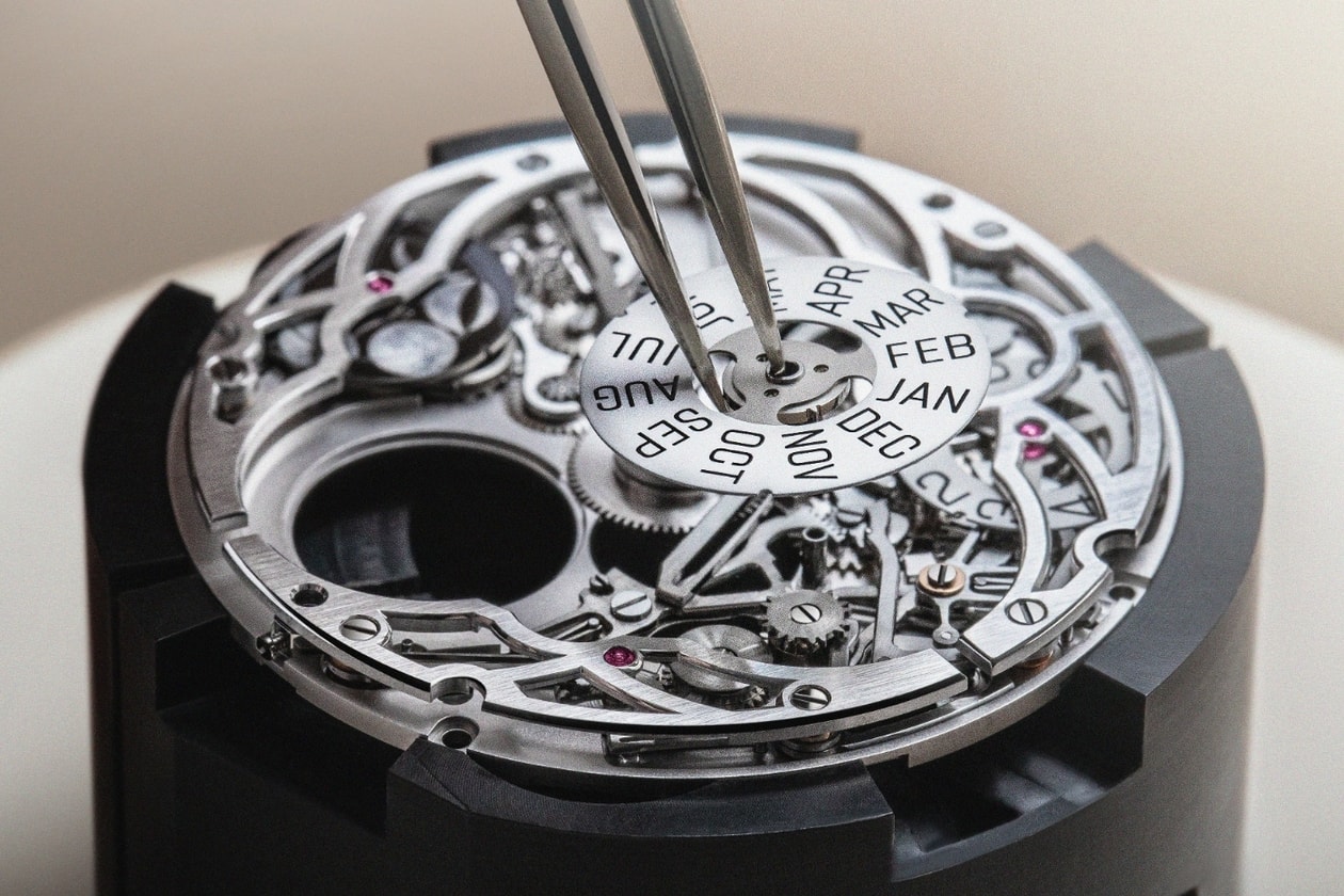 Audemars Piguet Spring Novelties 2026 Release Info Neo Frame Jumping Hour Royal Oak Selfwinding Chronograph 38mm Code 11.59 by Audemars Piguet Selfwinding 38mm Code 11.59 by Audemars Piguet Selfwinding Flying Tourbillon With Ivory-Toned Dial Code 11.59 by Audemars Piguet Selfwinding Perpetual Calendar Openworked 41mm Royal Oak Mini Quartz 23mm Royal Oak Offshore Diver 42mm Royal Oak Selfwinding in Yellow Gold With Malachite Dial Royal Oak Offshore Selfwinding Chronograph 43mm Royal Oak “Jumbo” Extra-Thin Openworked 39mm Royal Oak Double Balance Wheel Openworked 37mm Royal Oak Perpetual Calendar Selfwinding 41mm 150 Heritage