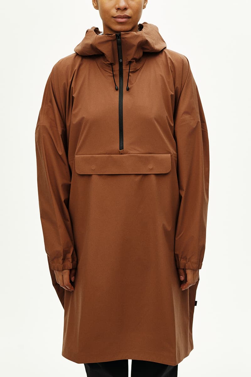 Pas Normal Studios SS26 Off-Race blends cycling utility with everyday style, featuring Polartec® fleece and waterproof commuters.