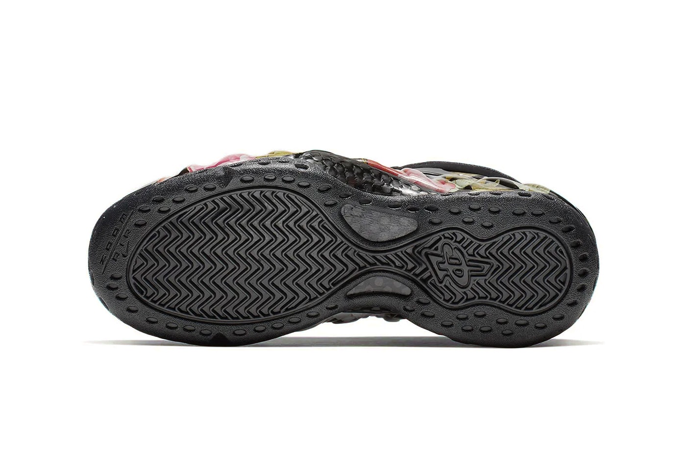 Nike Air Foamposite One Surfaces in "Floral" Black/Metallic Gold-Black AA3963-002 basketball sneaker swoosh botanical