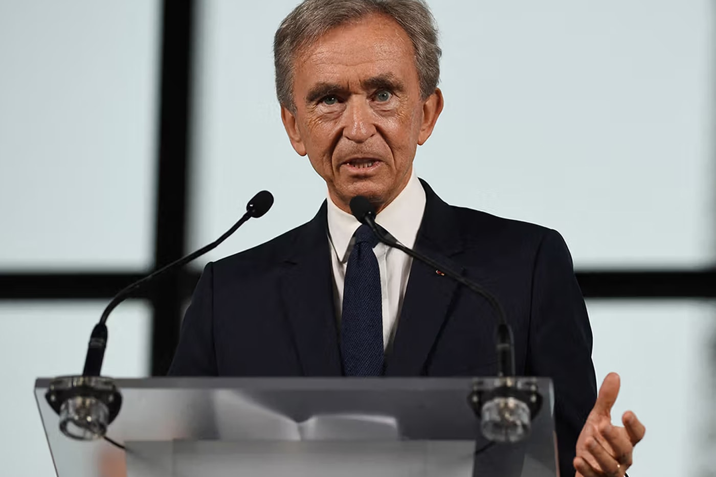 Bernard Arnault Tightens Grip on LVMH With $440 million USD Share Buyback The luxury titan is "buying the dip" after vowing to cross the 50% ownership threshold this year dior se 