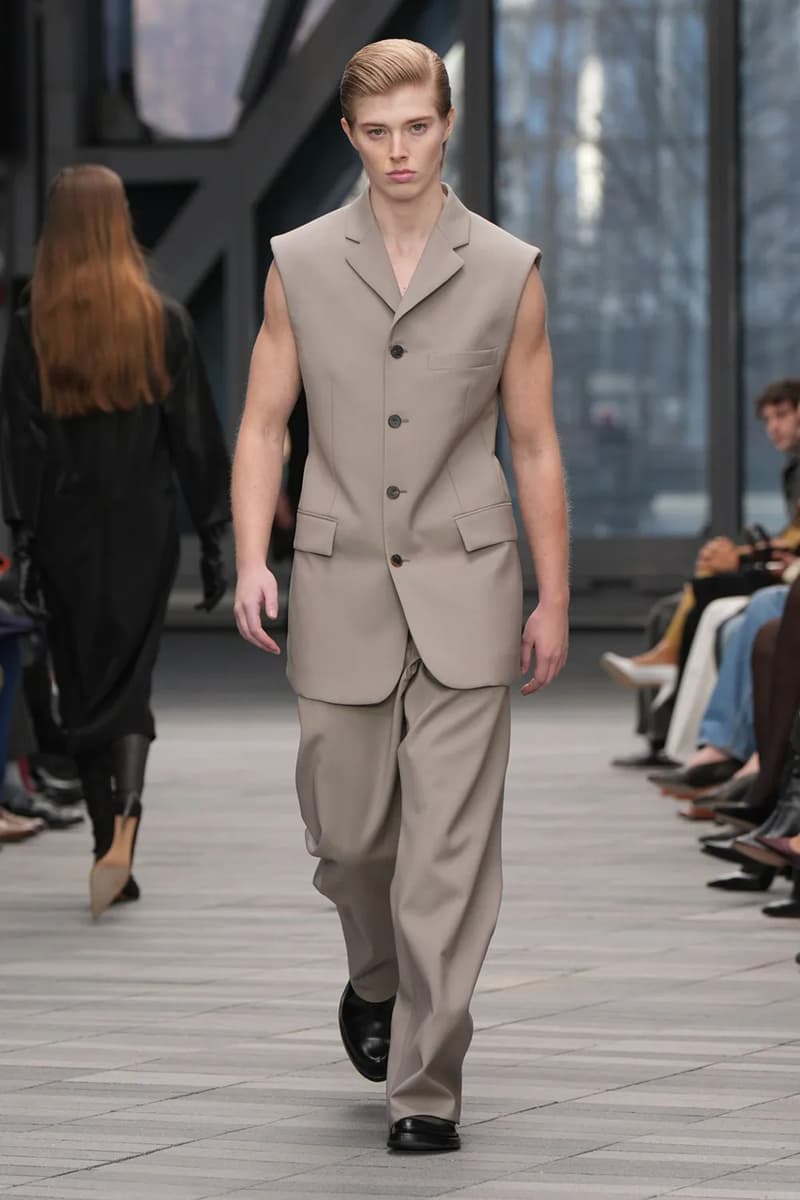 Calvin Klein Collection FW26 Runway Show Info Veronica Leoni