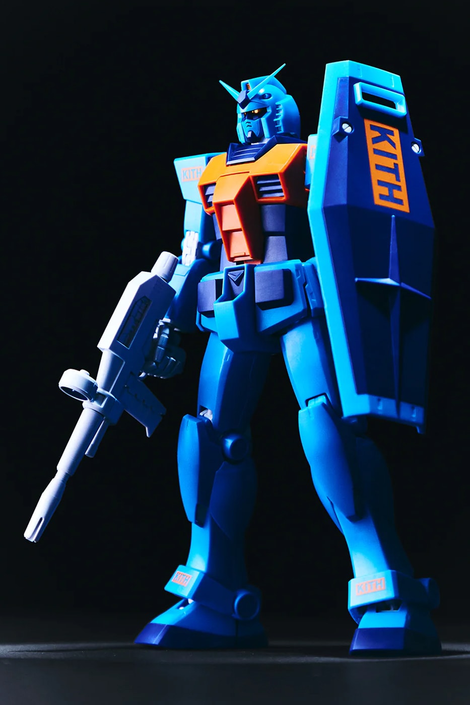 Kith Partners With GUNPLA for Exclusive Model Kits kith japan online flagship store MG 1/100 RX-78-2 Gundam Ver. 2.0 and MG 1/100 Wing Gundam 