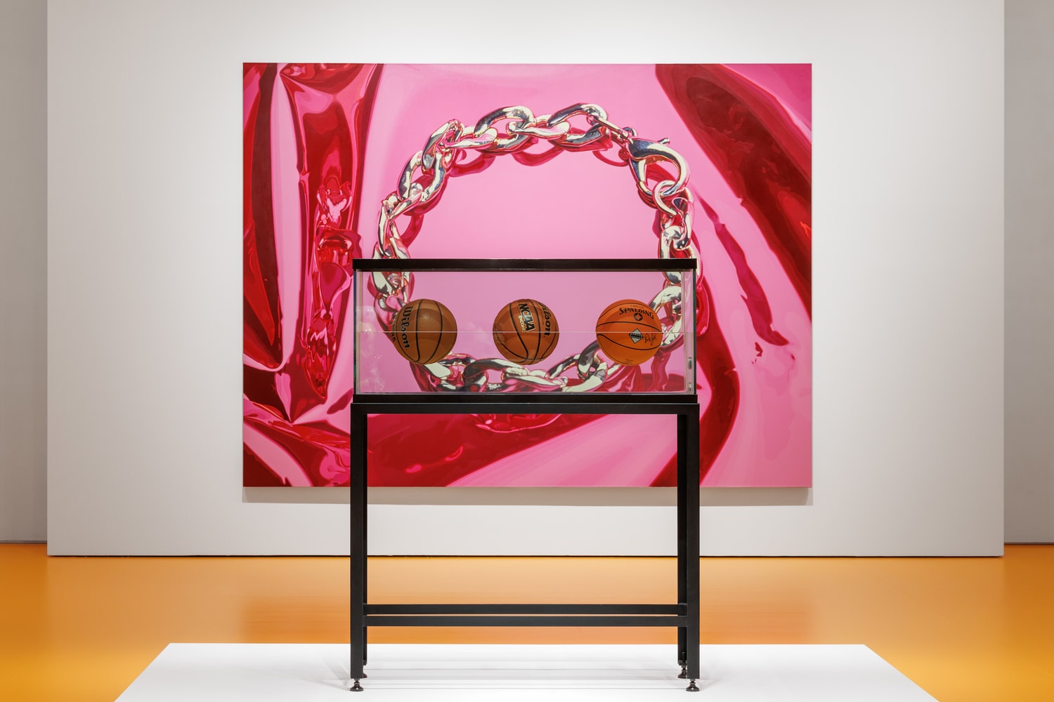 espace louis vuitton osaka jeff koons artworks sculptures paintings 