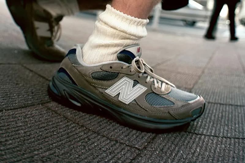 Khakis and New Balance Connect for the 2010 "Day Tour" Exclusive U2010741