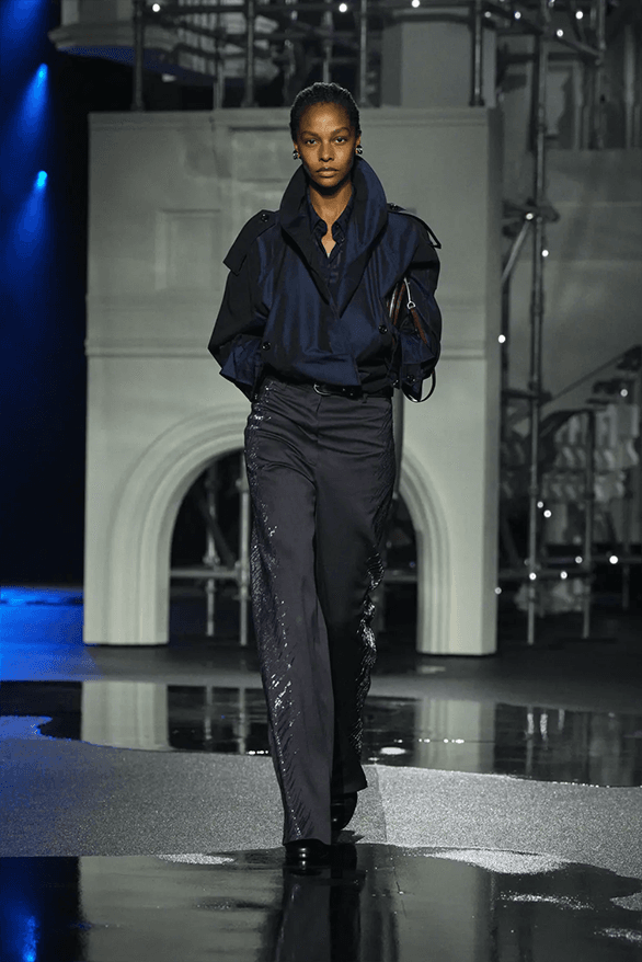 Burberry Fall Winter 2026 London Fashion Week menswear womenswear runway show daniel lee