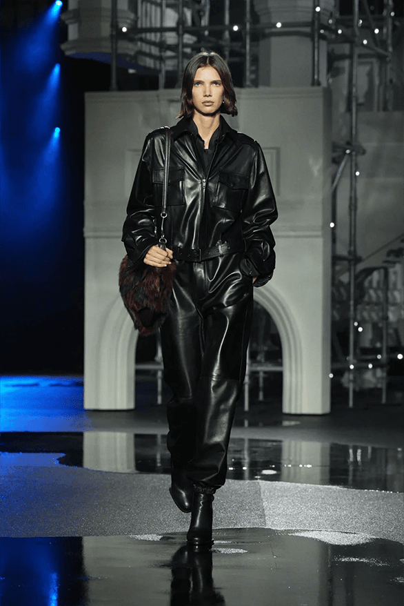 Burberry Fall Winter 2026 London Fashion Week menswear womenswear runway show daniel lee