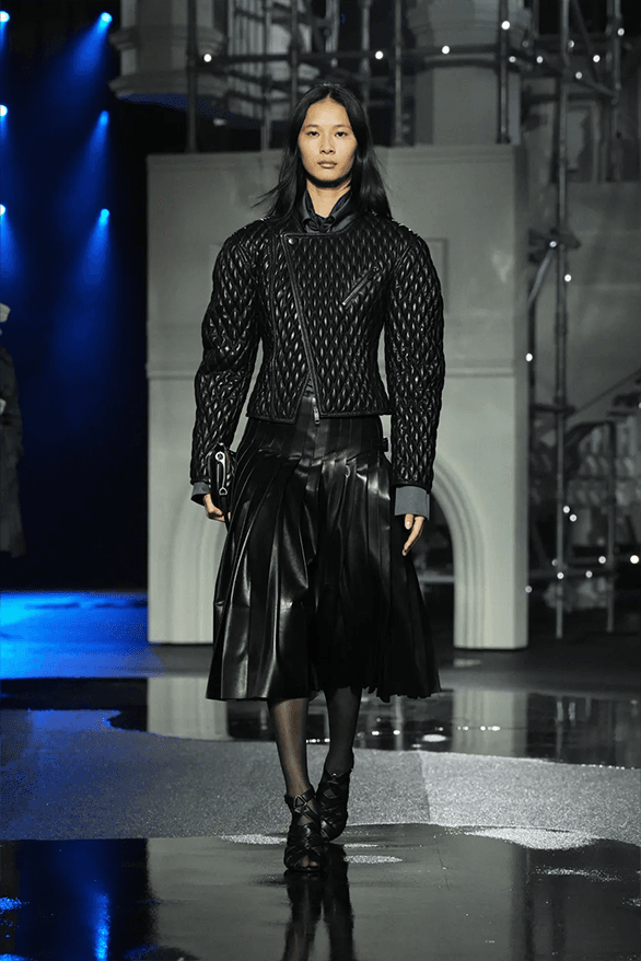 Burberry Fall Winter 2026 London Fashion Week menswear womenswear runway show daniel lee