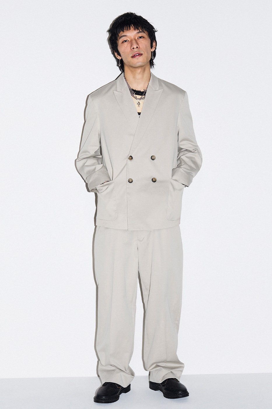 8 Drops You Don't Want to Miss This Week Supreme Palace Skateboards ASICS Louis Vuitton Carhartt WIP PSG TEAM WANG Khakis nonnative BAPE A Bathing APE Sanrio Kuromi Hello Kitty