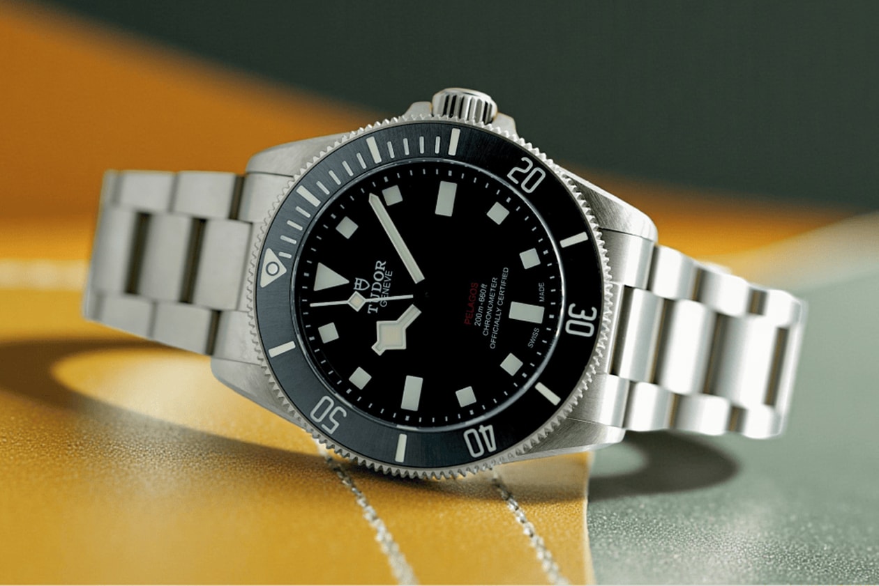 chrono24 watches timepieces vacheron rolex omega speedmaster zenith Chronomaster seiko grand seiko Professional Moonwatch IWC Ingenieur Automatic 40 cartier santos heritage collection 