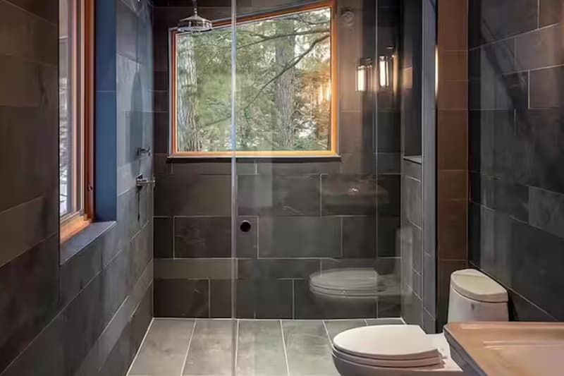 You Can Now Spend a Night at the Cottage From 'Heated Rivalry' on Airbnb Torrance, Canada on Lake Muskoka