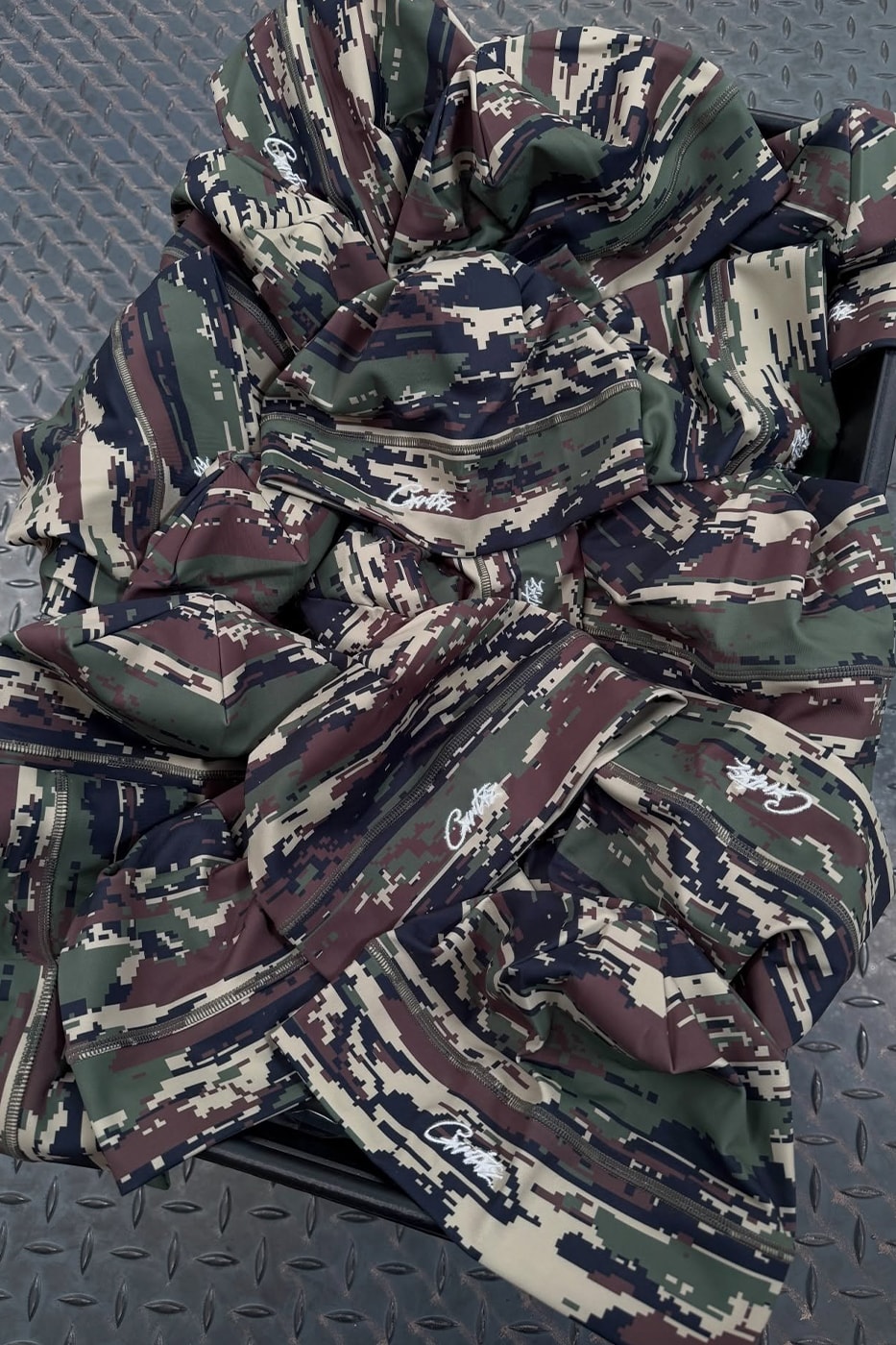 Corteiz's Next Drop Features a Nostalgic New Era Collaboration apparel alacatraz sweatpants sweaters hoodies sets velour tracksuits nylon athletic look uk brand grime collaboration