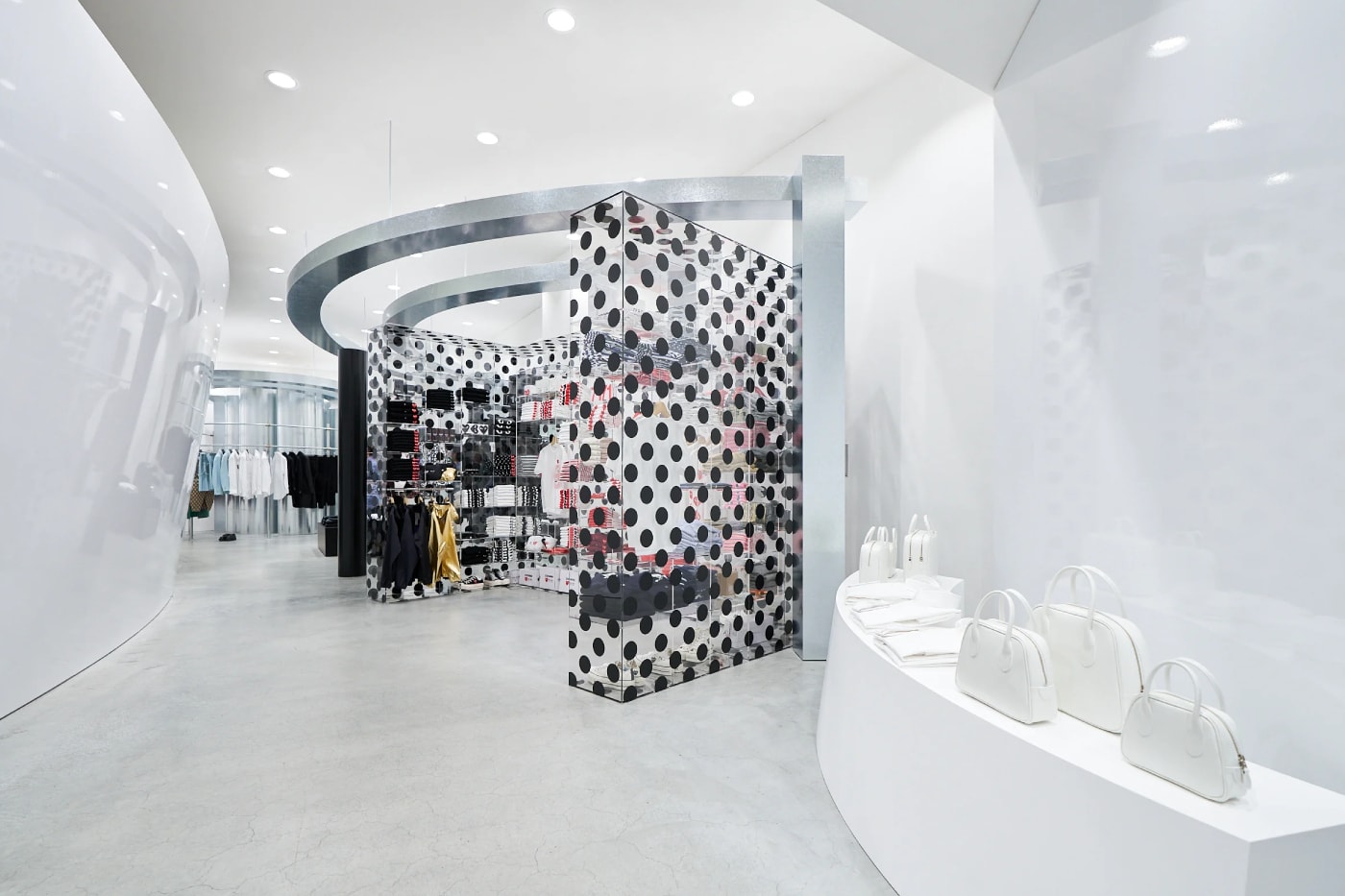 COMME des GARÇONS Kyoto Store Reopening Black Comme des Garçons Show Info