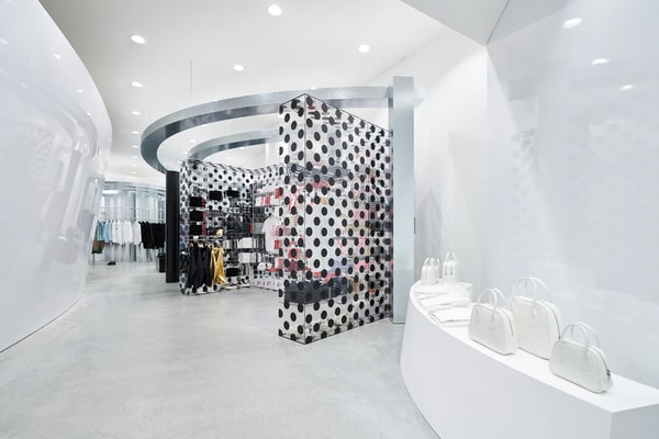 COMME des GARÇONS Kyoto Store Reopening Black Comme des Garçons Show Info