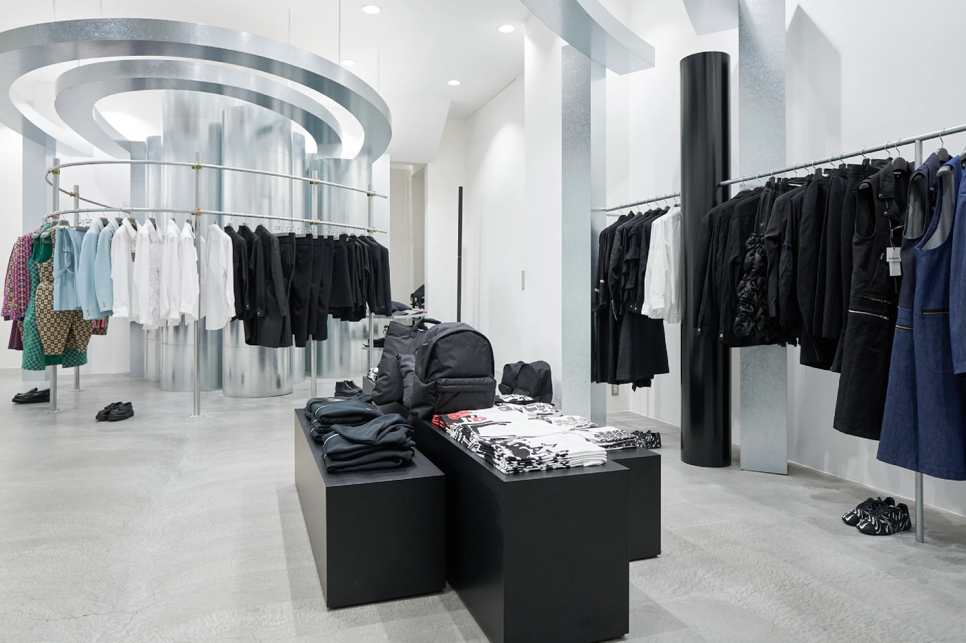COMME des GARÇONS Kyoto Store Reopening Black Comme des Garçons Show Info