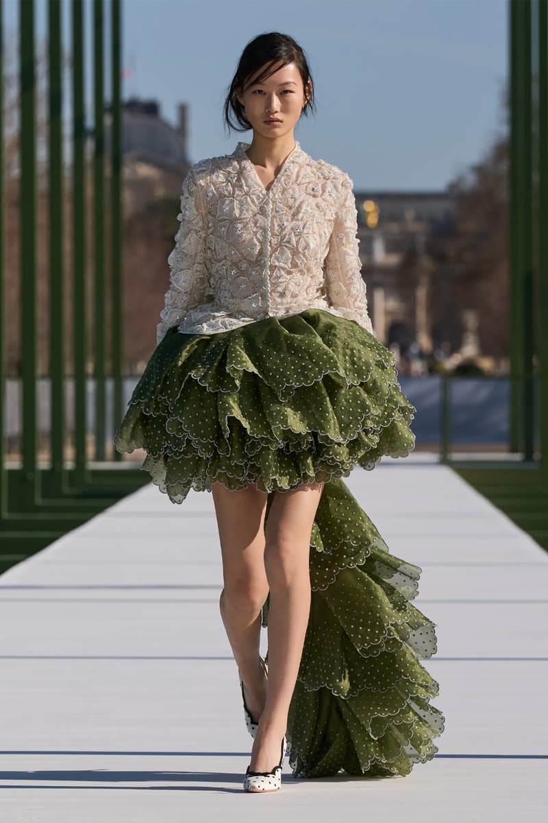 Dior FW26 Reimagines the Parisian Promenade Under Jonathan Anderson paris fashion week runway collection pfw 