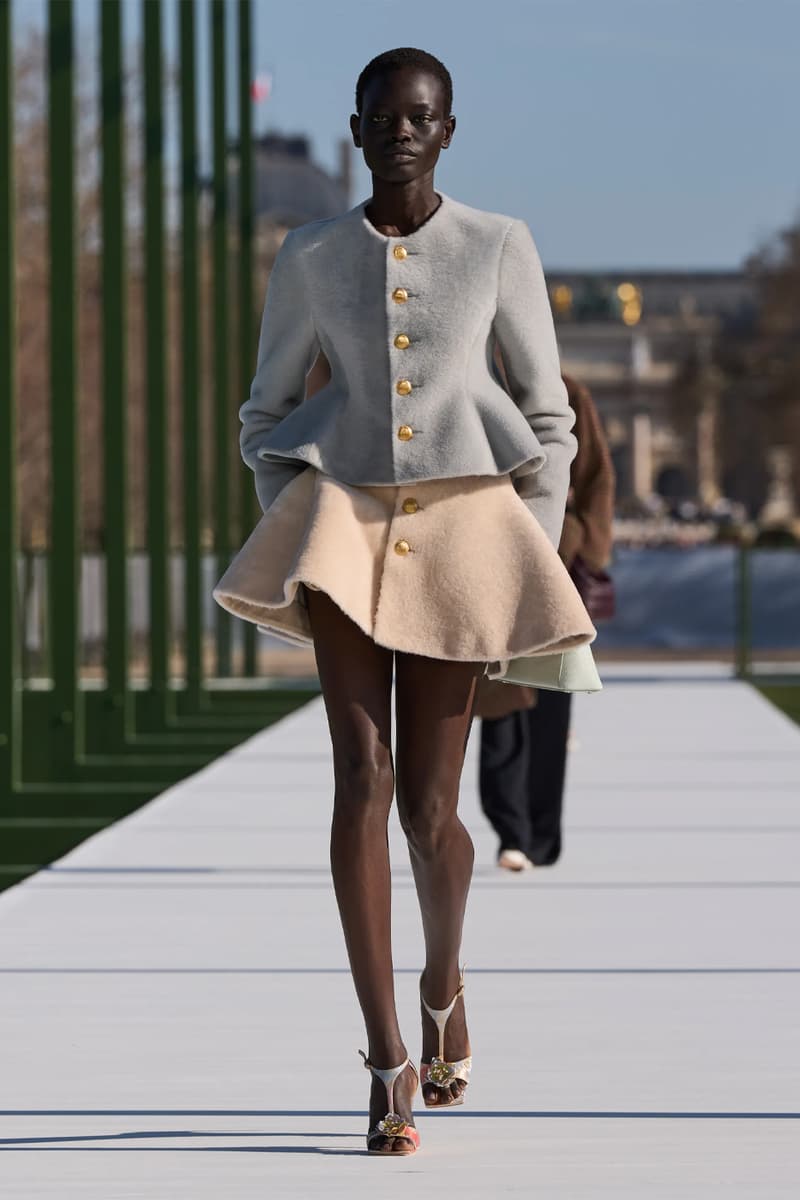 Dior FW26 Reimagines the Parisian Promenade Under Jonathan Anderson paris fashion week runway collection pfw 