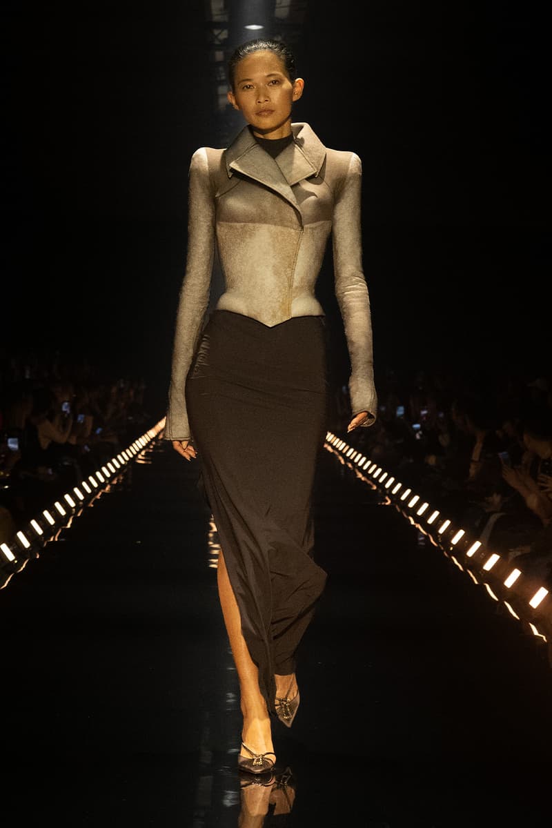 Daniel Roseberry Unlocks the Enigma of "The Sphynx" for Schiaparelli's Fall/Winter 2026 Collection paris fashion week